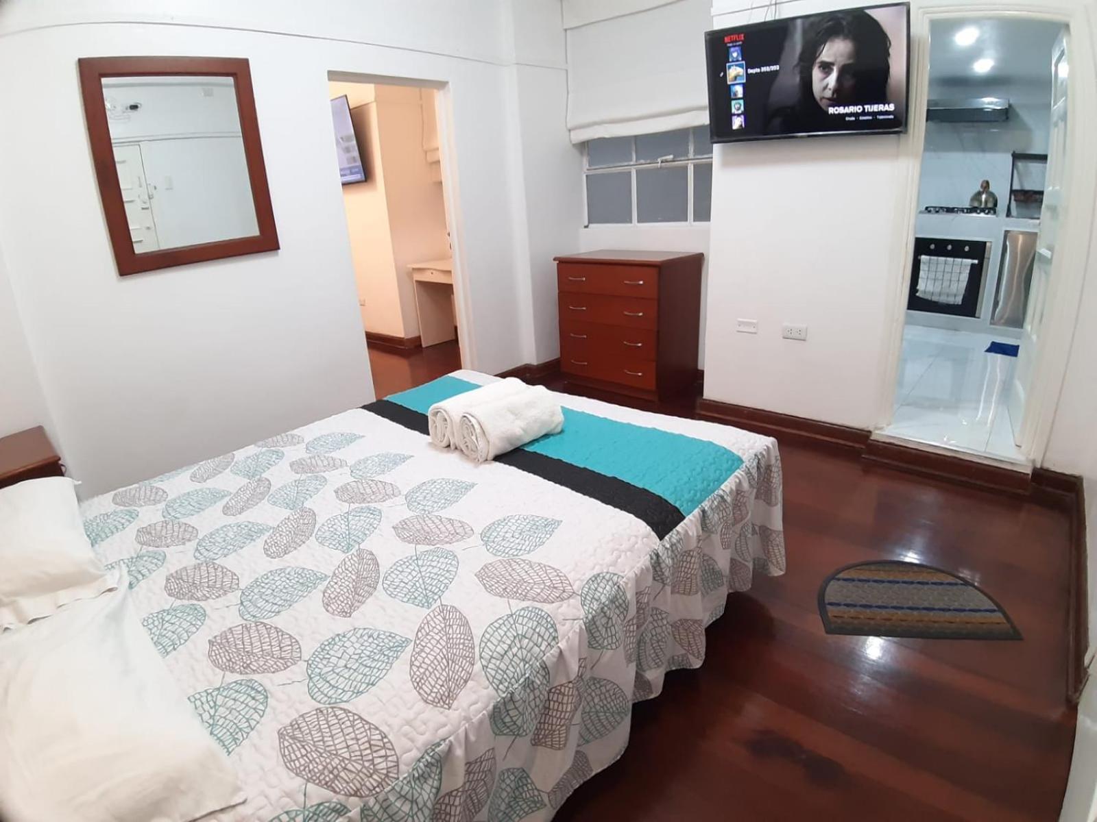 Apartamento Lindo - A 2 Cuadras De La Plaza De Armas Y Del Palacio De Gobierno ลิมา ภายนอก รูปภาพ